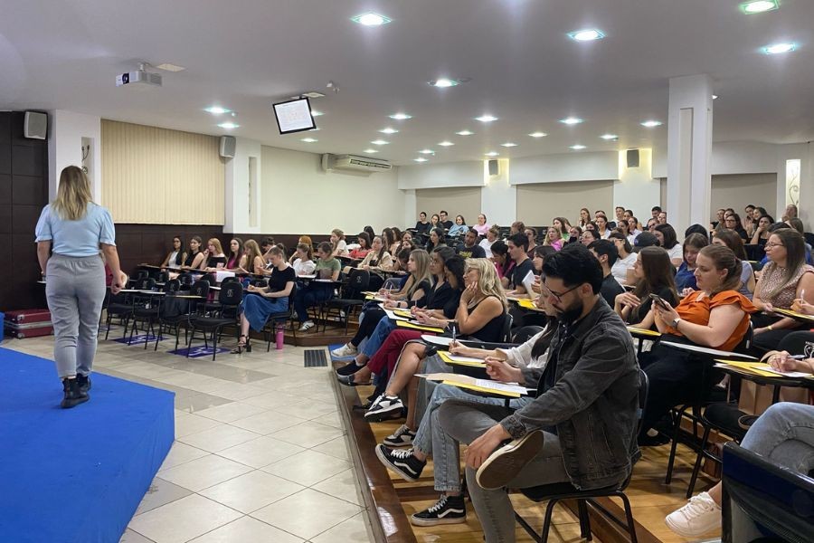 curso-de-prescricao-farmaceutica-de-contraceptivos-hormonais-fortalece-atuacao-profissional-em-pato-branco